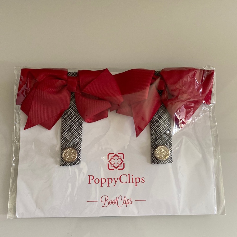 Poppy Boot Clips Red